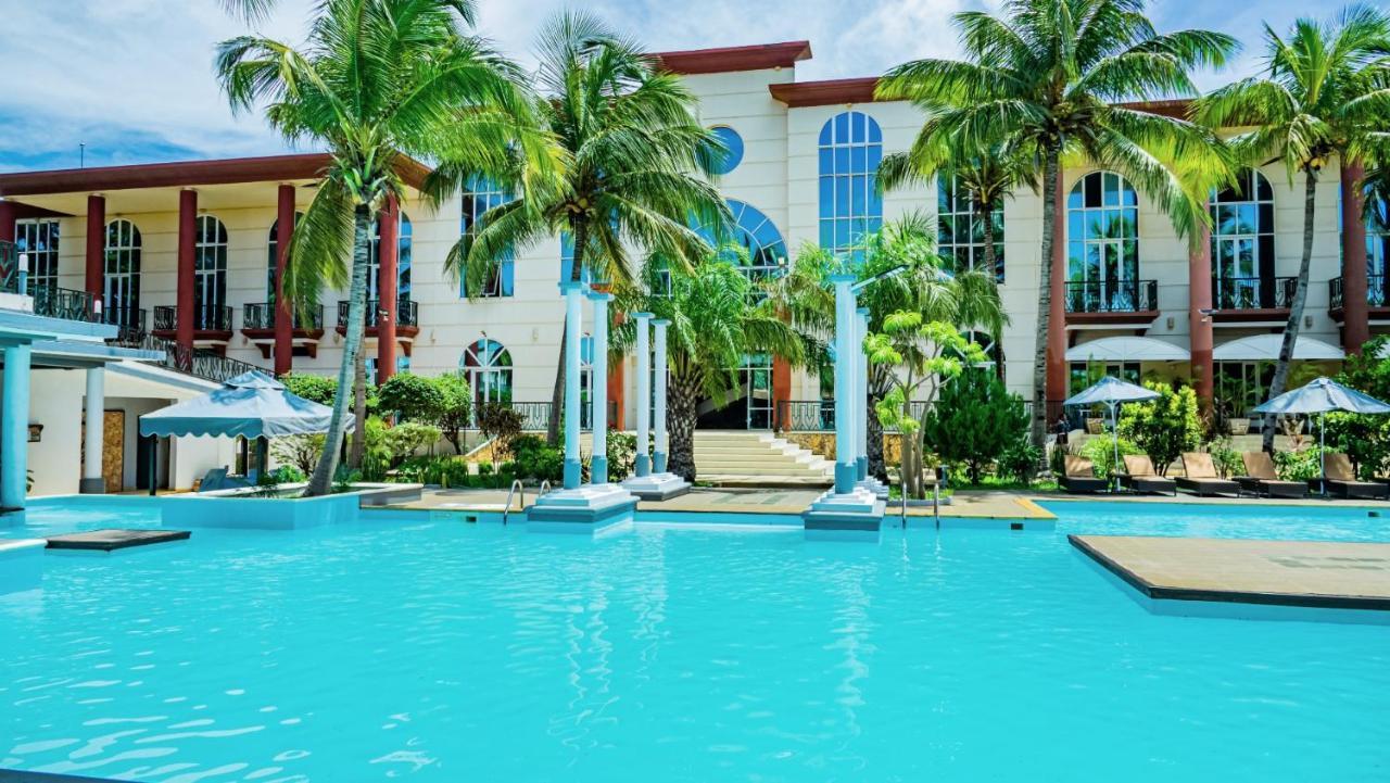 Le Grand Hotel Diego Antsiranana エクステリア 写真