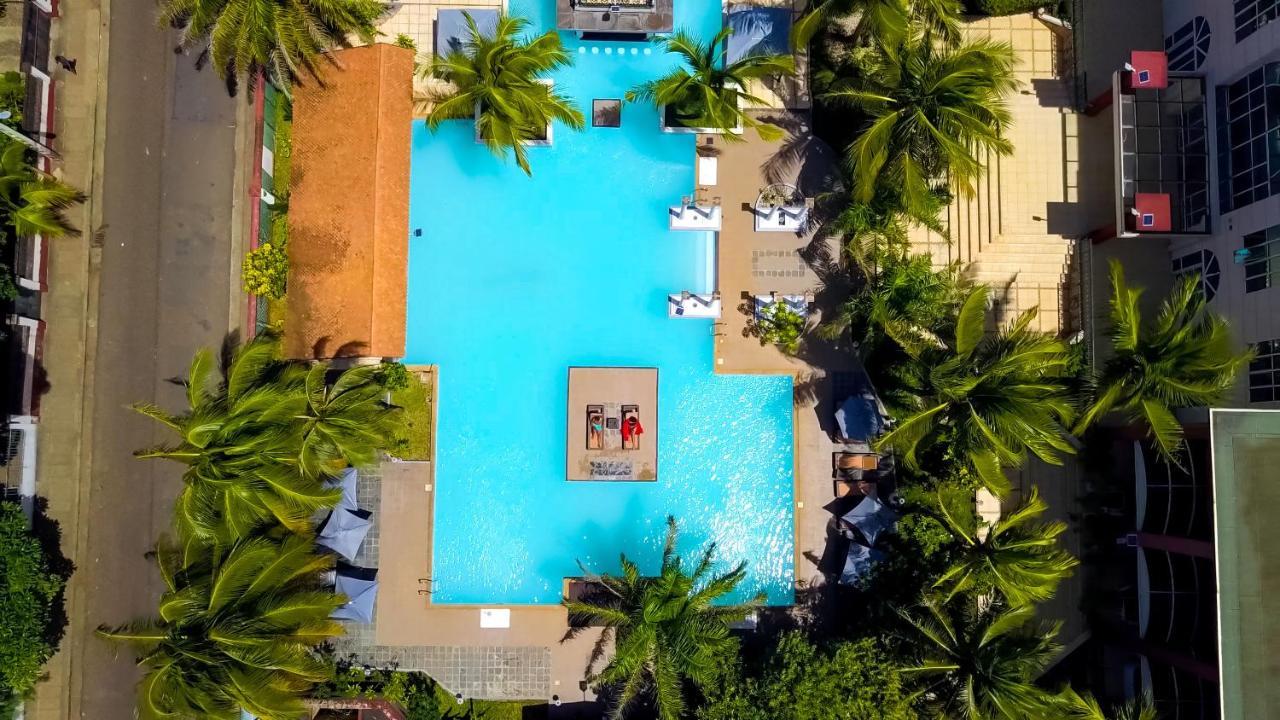 Le Grand Hotel Diego Antsiranana エクステリア 写真
