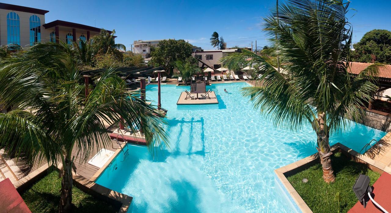 Le Grand Hotel Diego Antsiranana エクステリア 写真