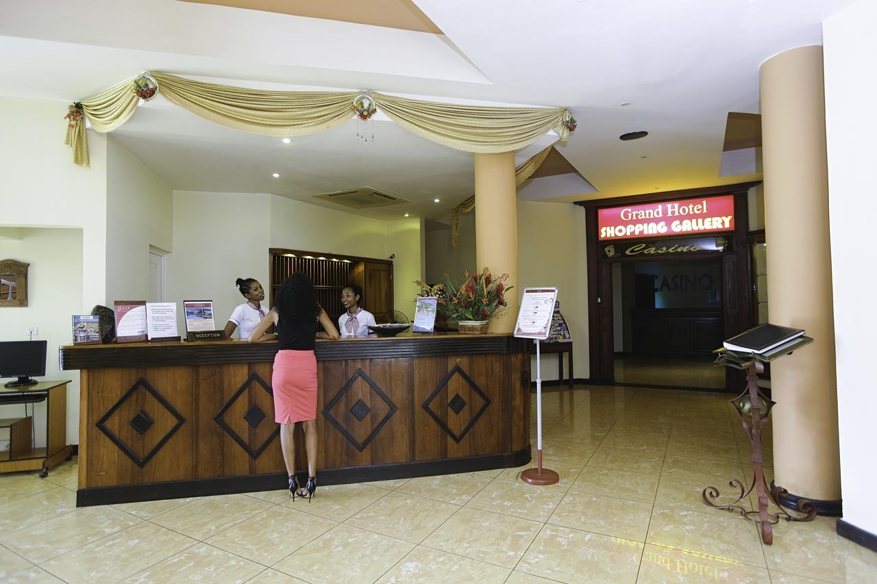 Le Grand Hotel Diego Antsiranana エクステリア 写真