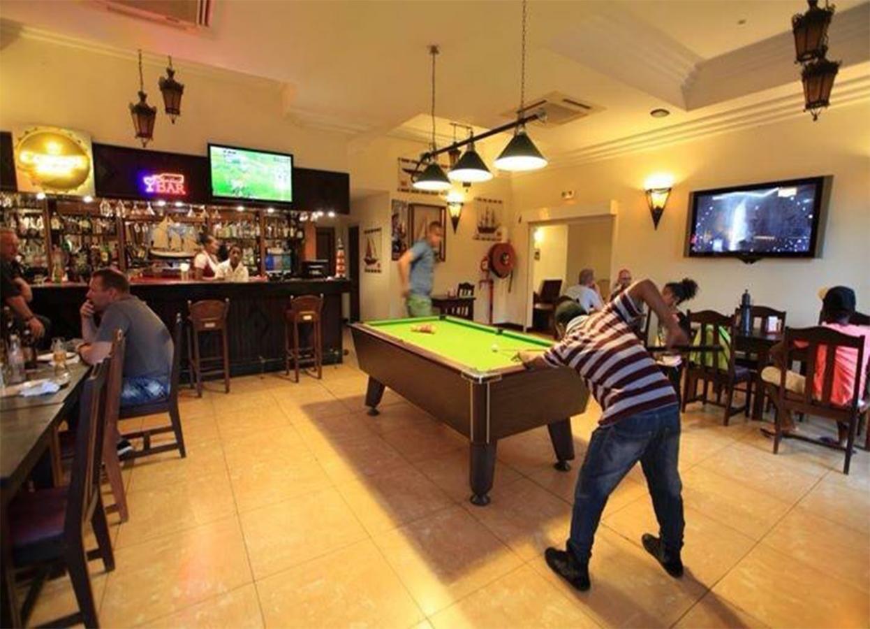 Le Grand Hotel Diego Antsiranana エクステリア 写真