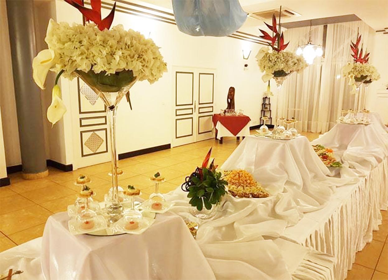 Le Grand Hotel Diego Antsiranana エクステリア 写真
