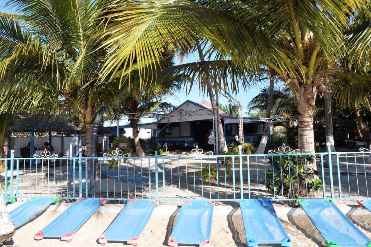 Le Grand Hotel Diego Antsiranana エクステリア 写真
